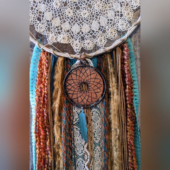 New Handcrafted Boho Shabby Chic Dreamcatcher With Rustic Metal Dreamcatcher - Picture 2 of 8